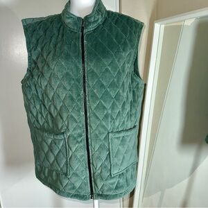 Quilted full zip velour feel vest size large  Outerwear
